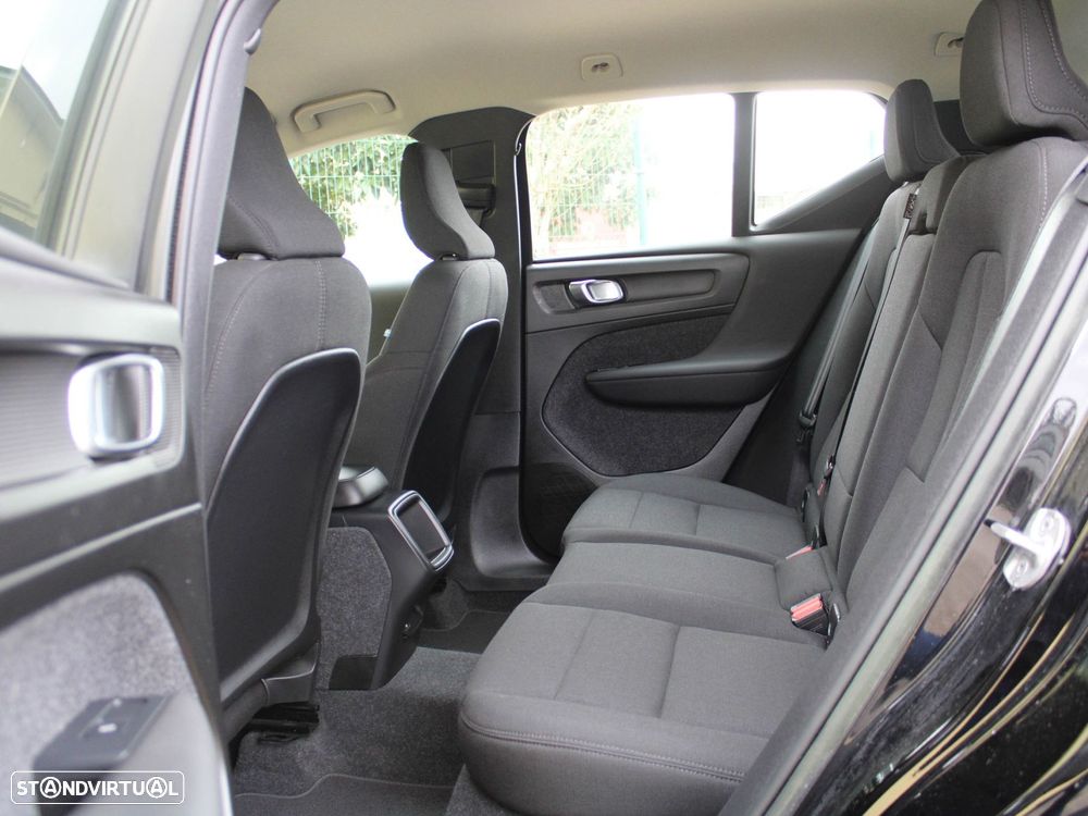 Volvo XC 40 1.5 T2 Essential Auto - 46