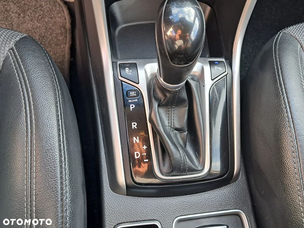 Hyundai i30 blue 1.6 CRDi DCT Premium - 32