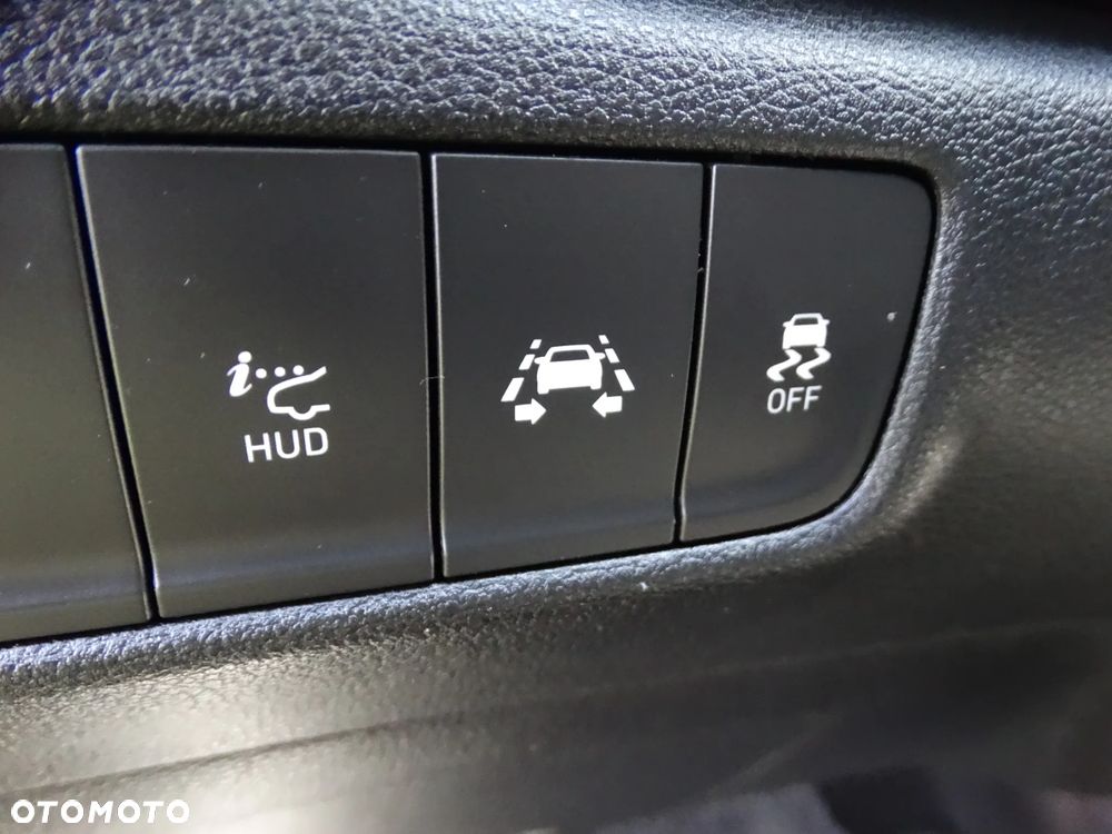 Hyundai Kona - 16