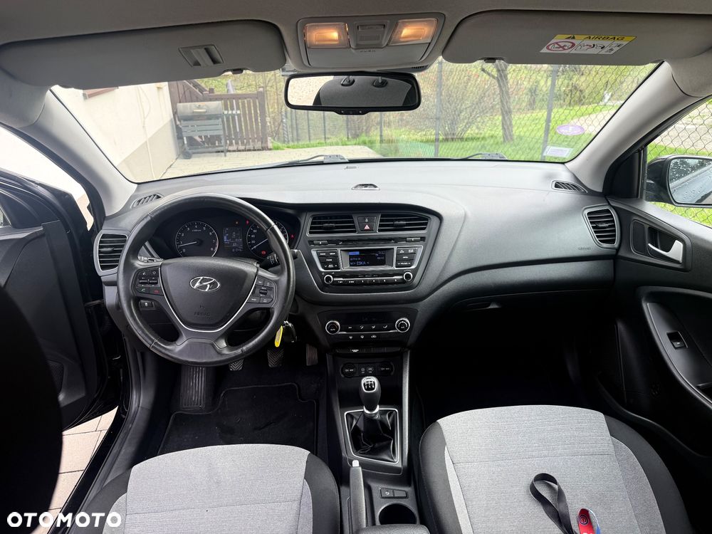 Hyundai i20 - 10