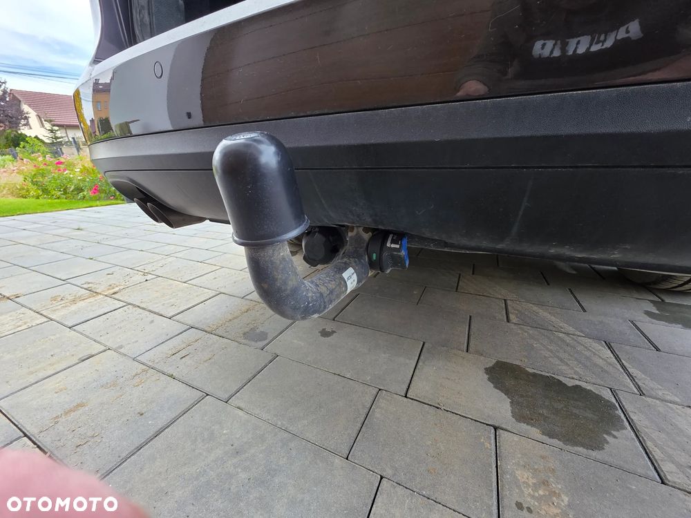 Volkswagen Passat 2.0 TDI DPF Comfortline - 21
