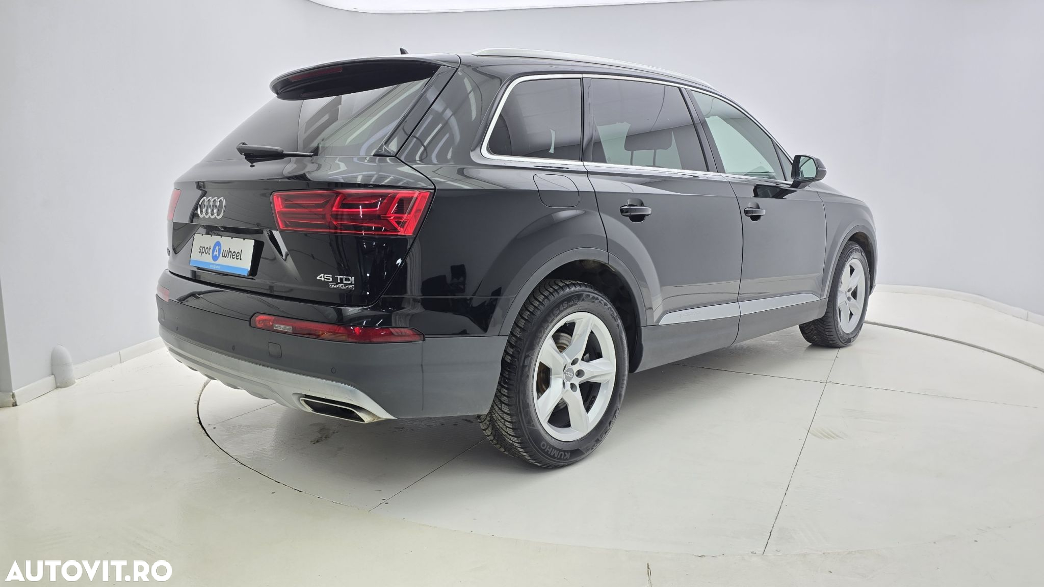 Audi Q7 - 6