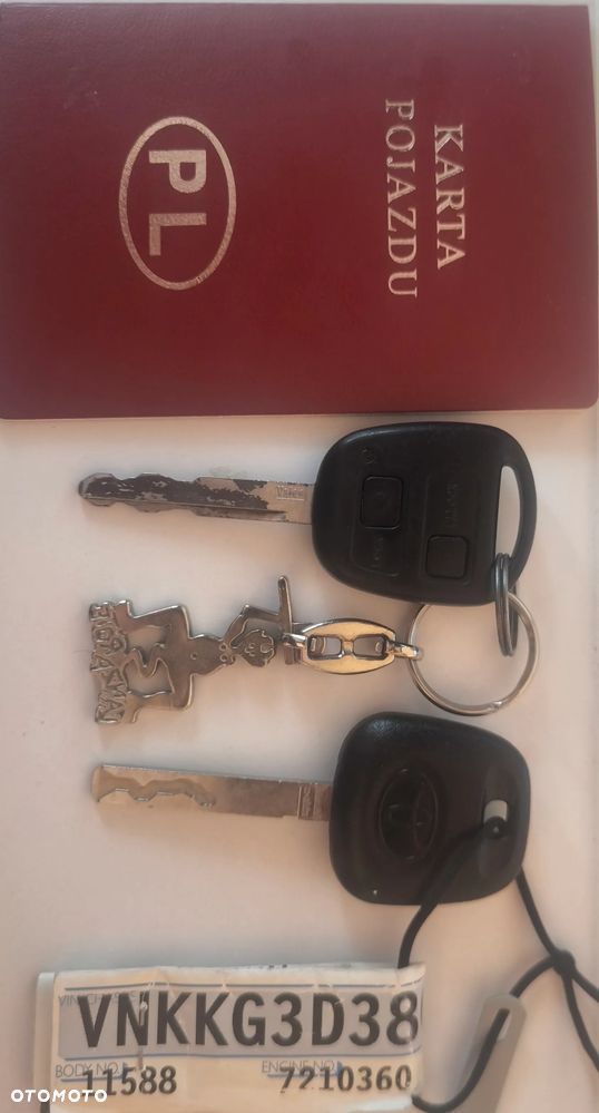 Toyota Yaris 1.33 Prestige - 12