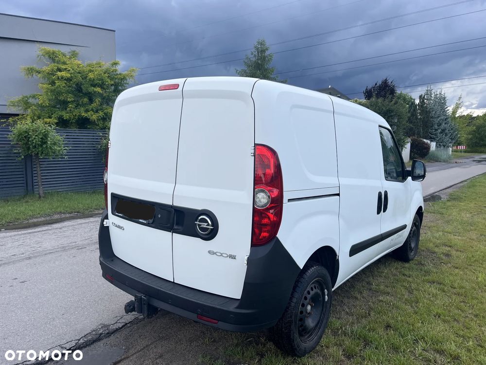 Opel Combo - 9