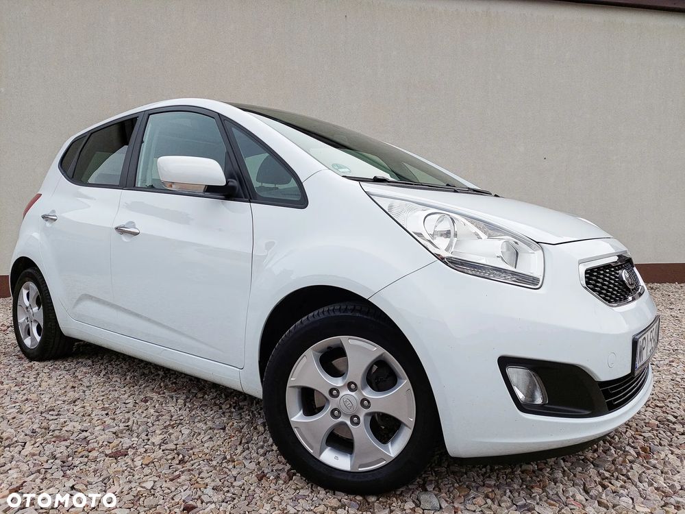 Kia Venga 1.6 CVVT Titanium Collection - 2