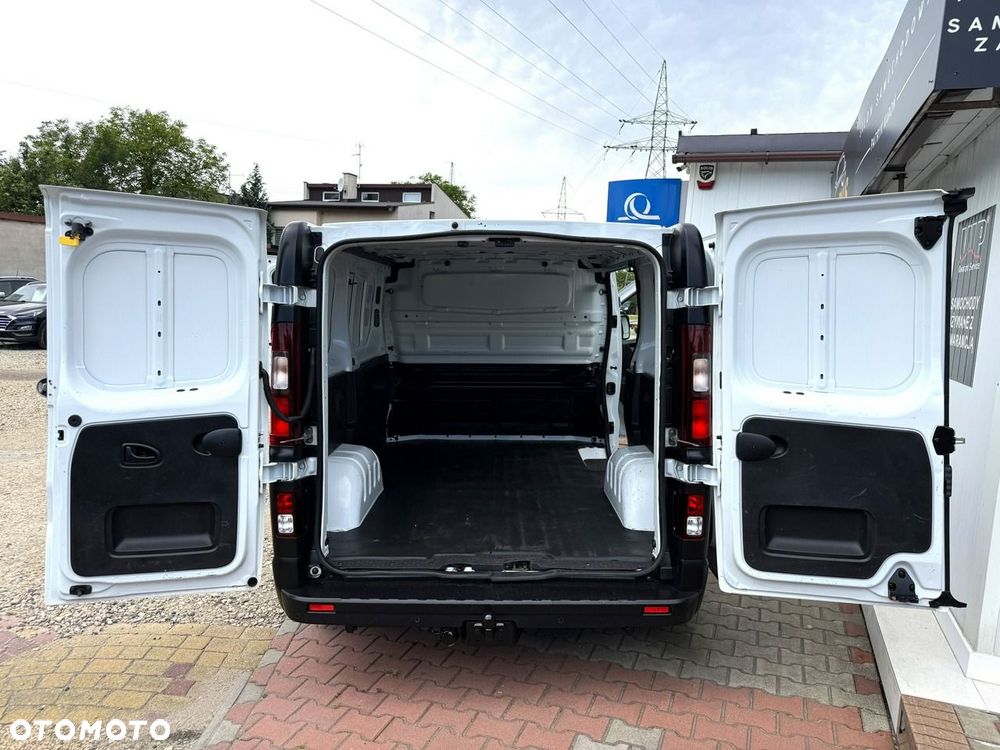 Renault Trafic - 10