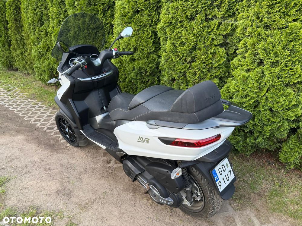 Piaggio MP-3 - 3