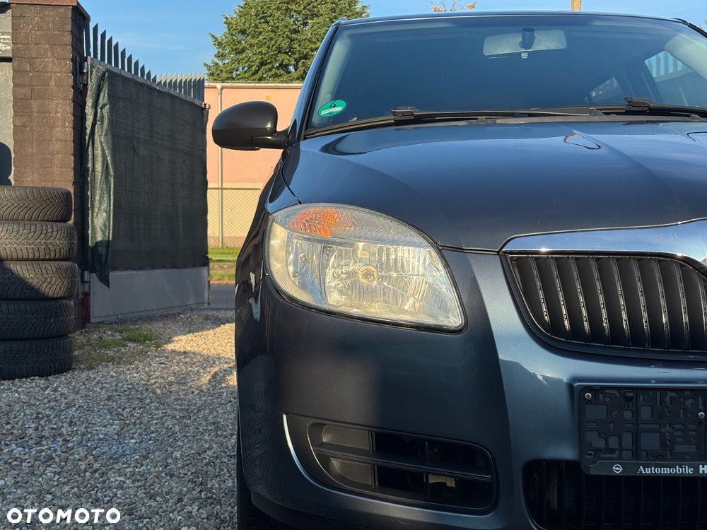 Skoda Fabia 1.2 HTP Ambiente - 10