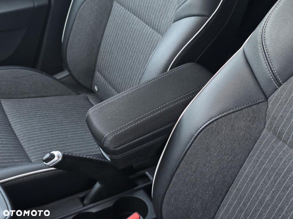 Renault Clio - 17
