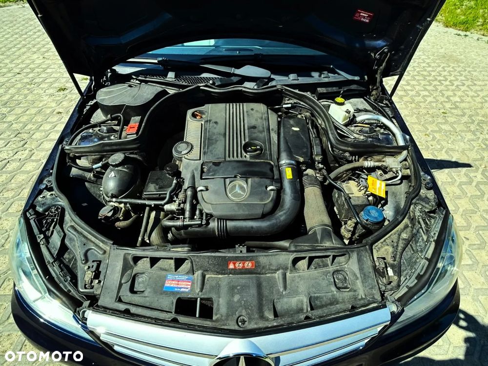 Mercedes-Benz Klasa C 200 CGI Automatik BlueEFFICIENCY Avantgarde - 20