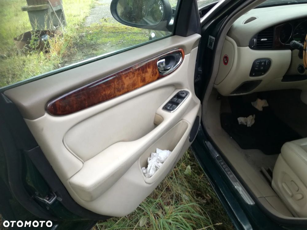 Jaguar XJ XJ8 4.2 Executive - 8