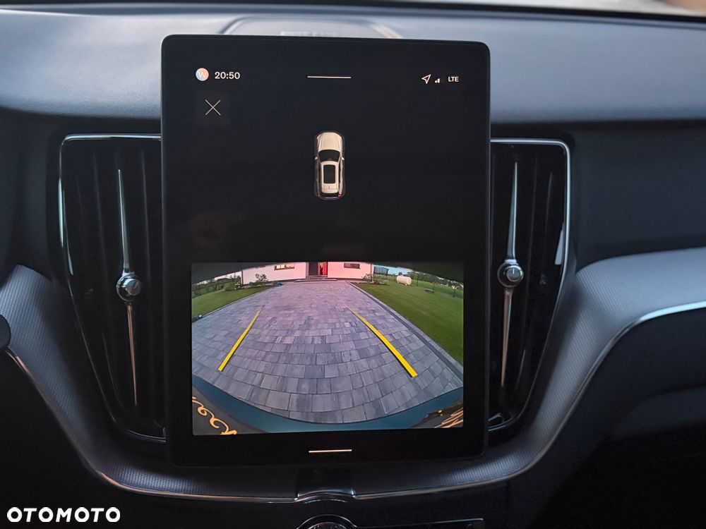 Volvo XC 60 B5 B AWD Plus Black Edition - 9