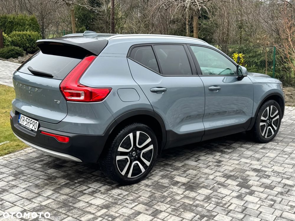 Volvo XC 40 T3 Momentum Pro - 6