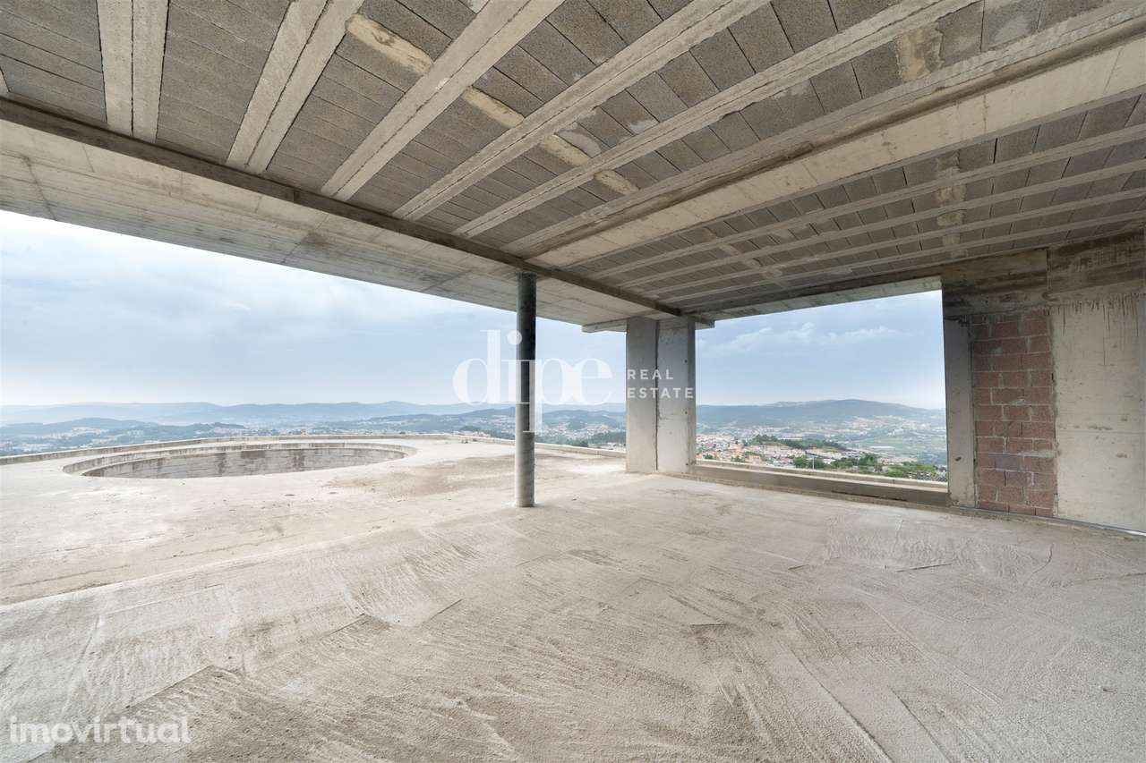 Deslumbrante moradia em construção com piscina e vistas desafogadas em - Grande imagem: 4/29