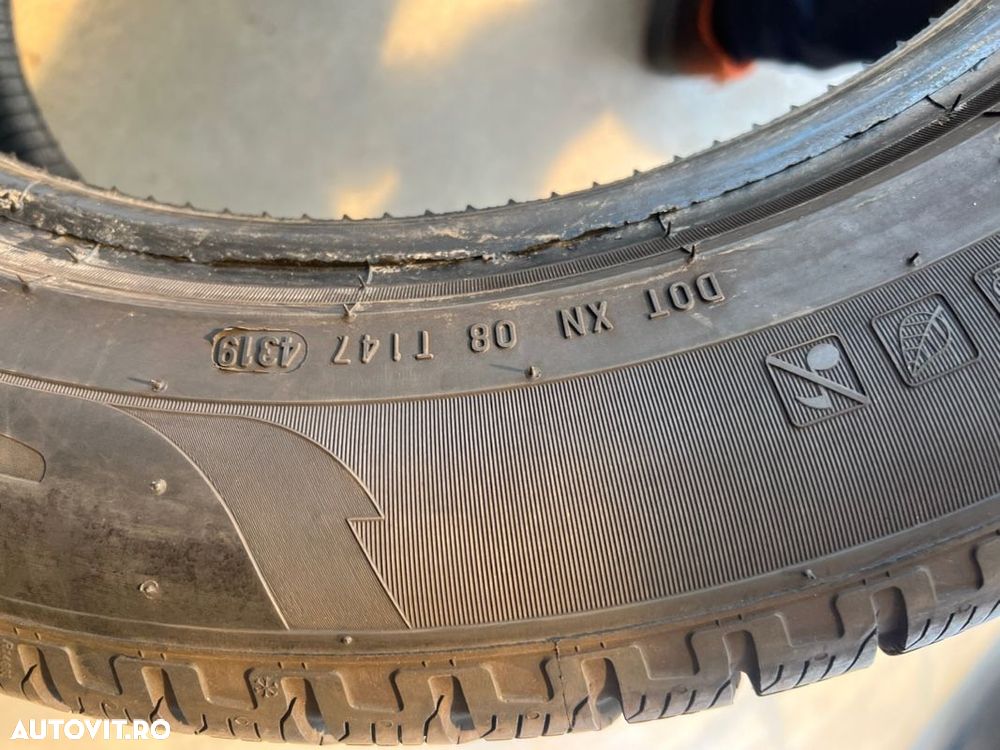 vând 4 anvelope 235/55/19 Pirelli de iarnă ca noi - 7