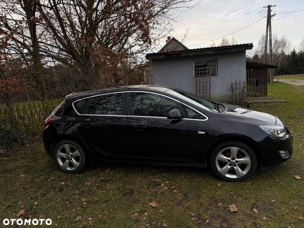 Opel Astra 1.4 T Cosmo - 12