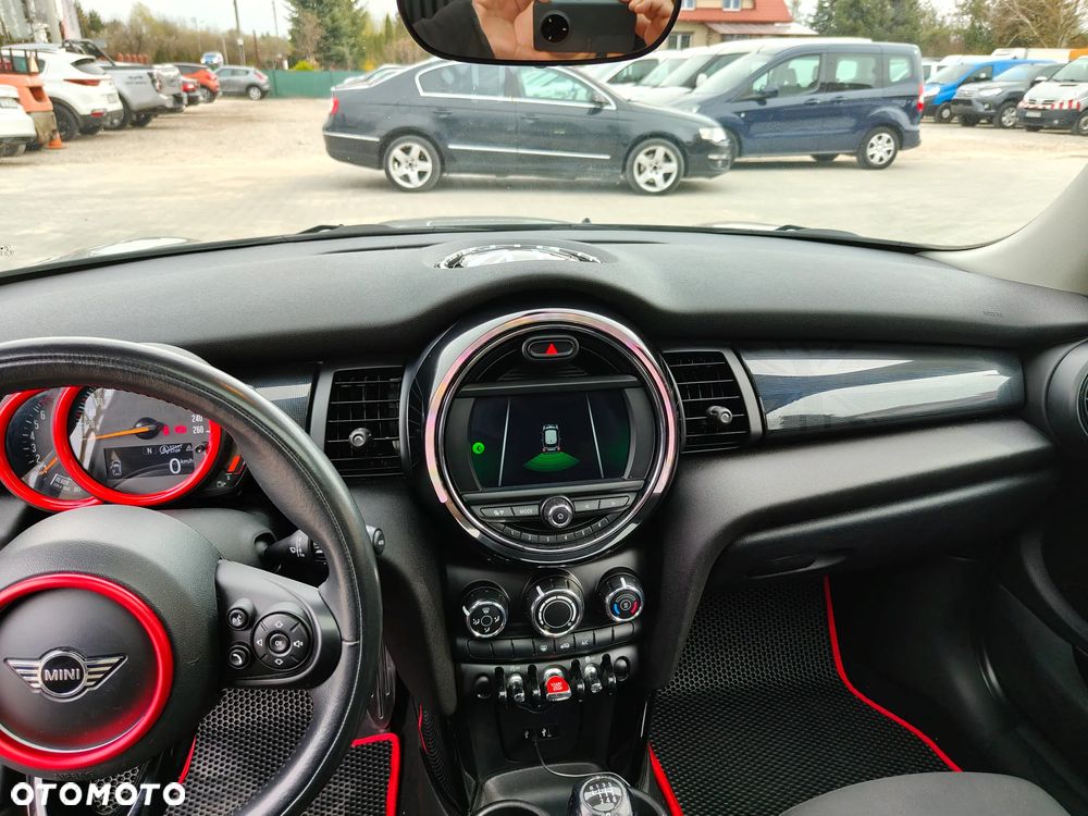 MINI ONE - 18
