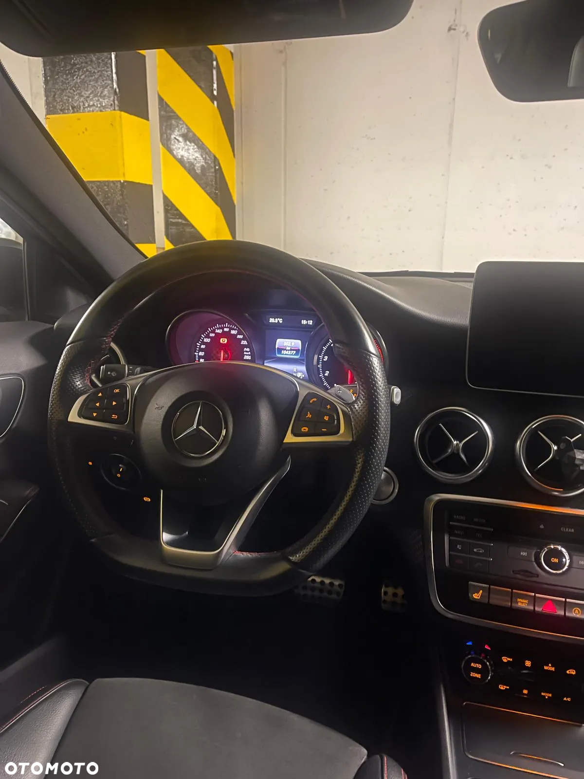Mercedes-Benz Klasa A 220 4-Matic AMG Line - 6