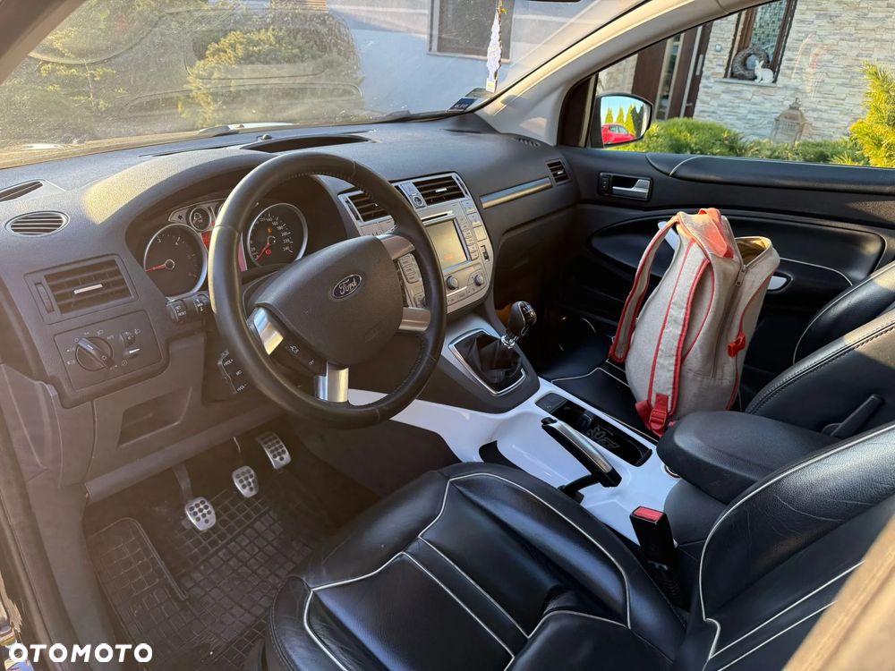 Ford Kuga 2.0 TDCi Titanium FWD - 7