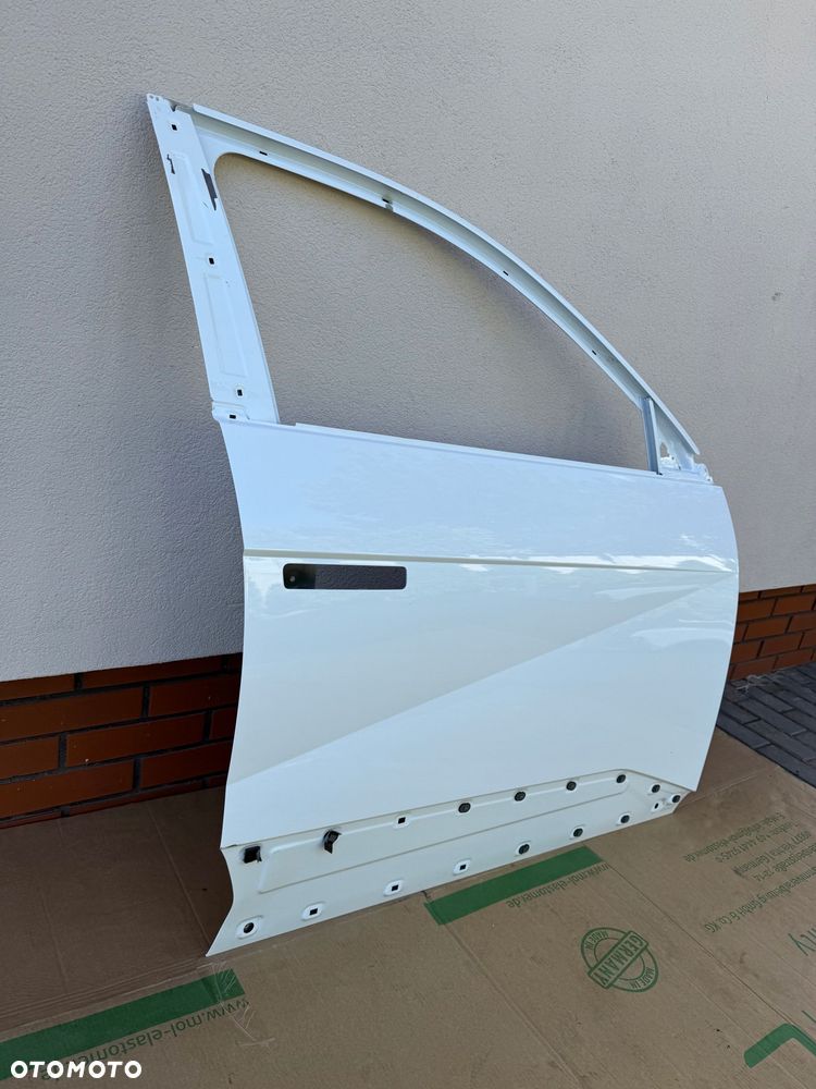 hyundai ioniq 5 v 21- drzwi prawe biale przod ladne oryginal demontaz - 3