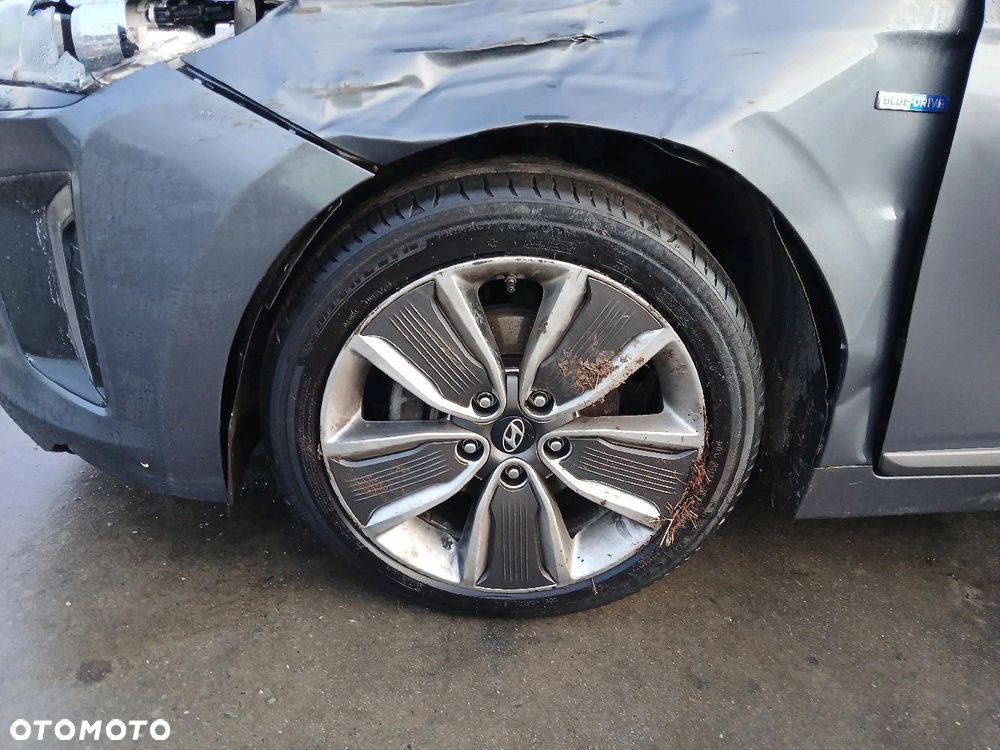 Hyundai IONIQ Plug-in hybrid Premium - 18