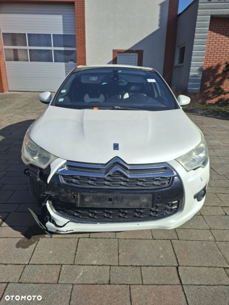 DS Automobiles DS 4 - 8