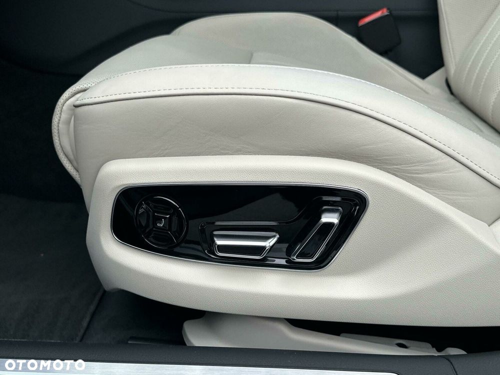Audi A8 - 22