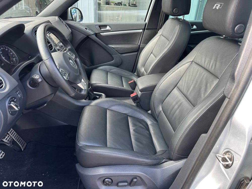 Volkswagen Tiguan - 11