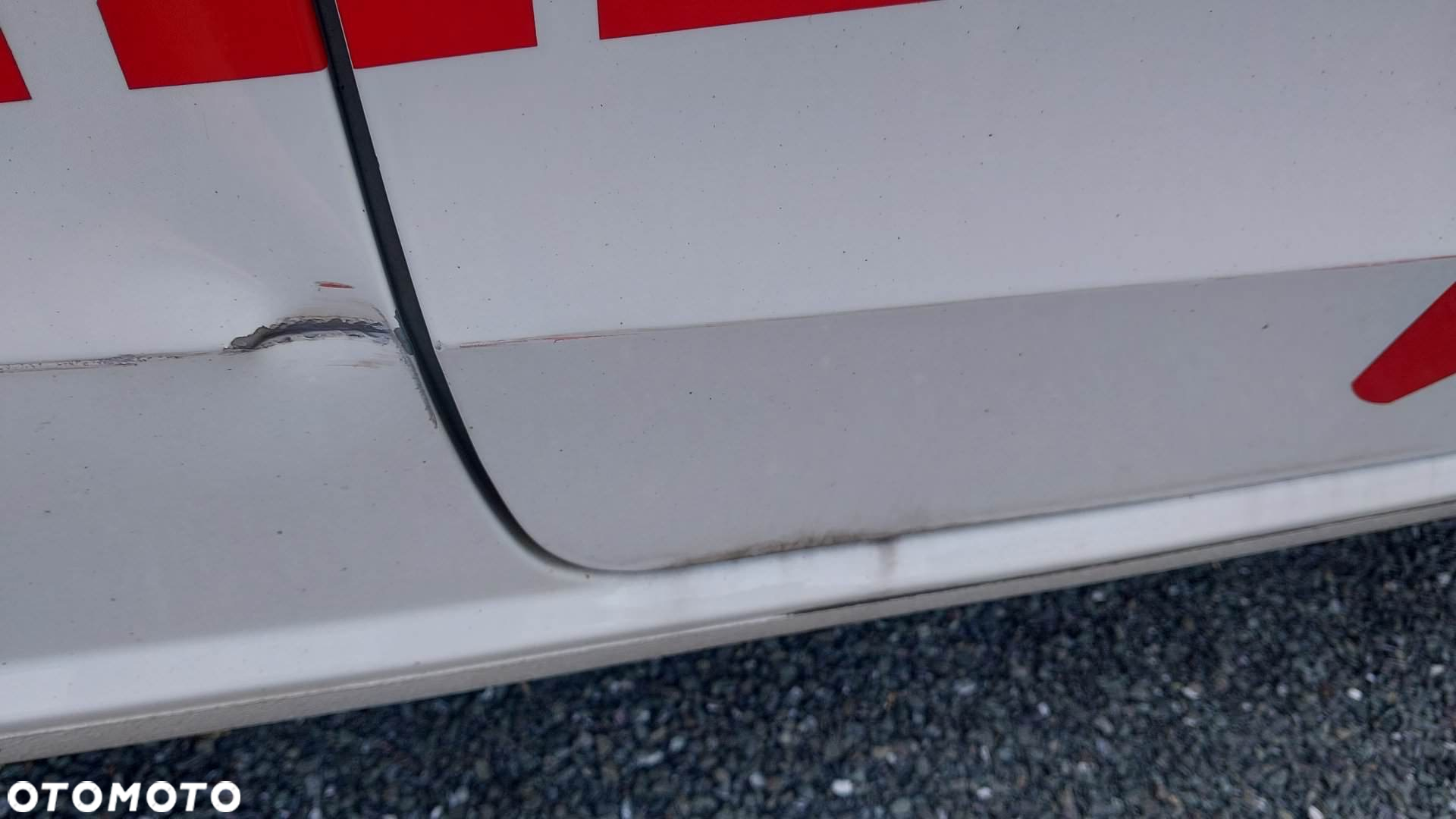 Volkswagen up! Standard - 25