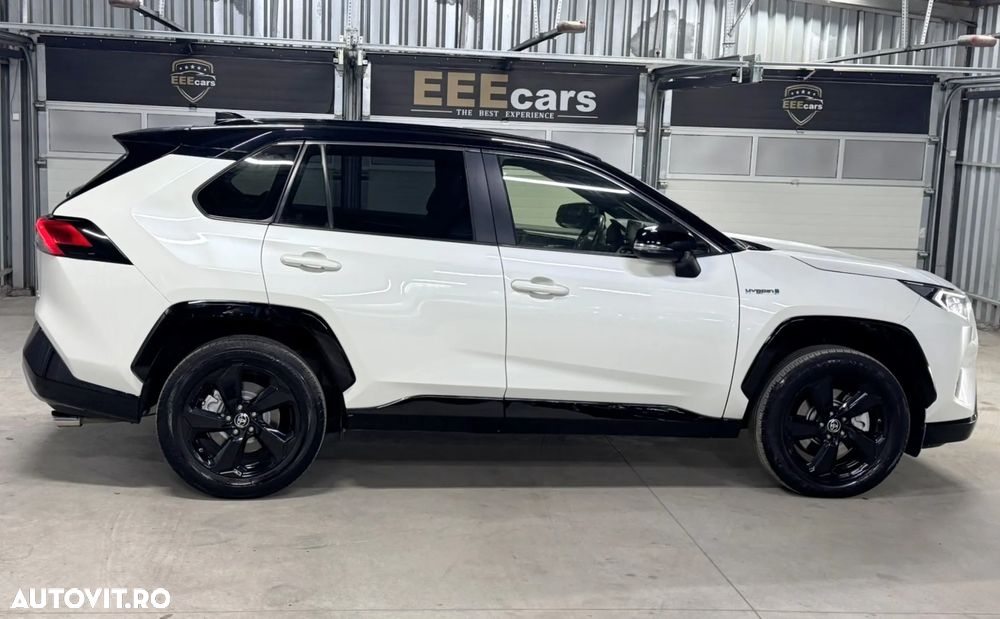 Toyota RAV4 - 9