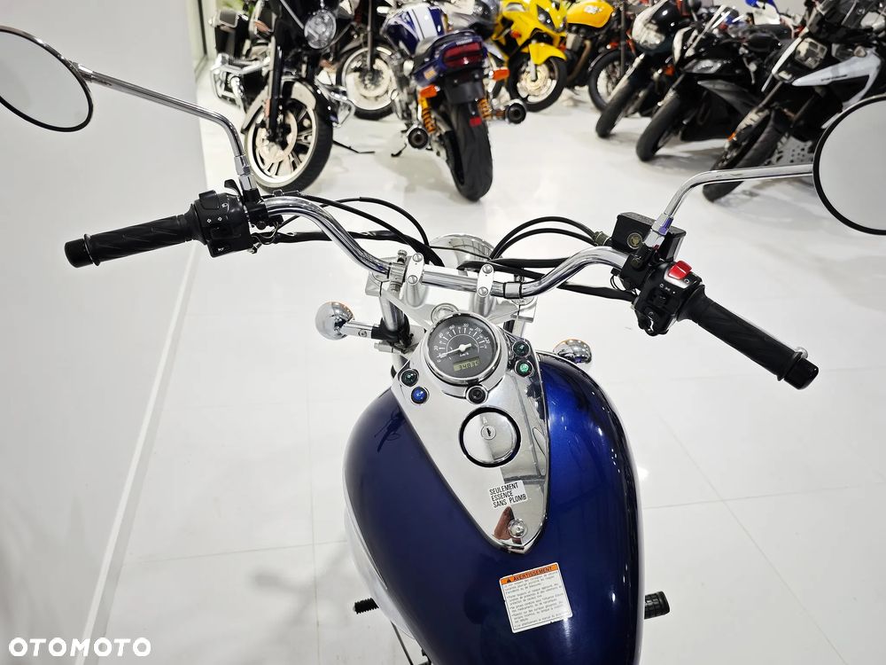 Suzuki Intruder - 5