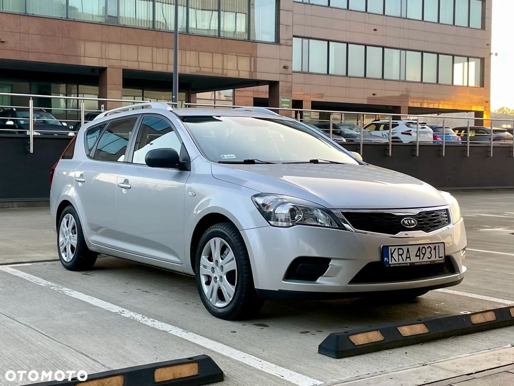 Kia Ceed - 15
