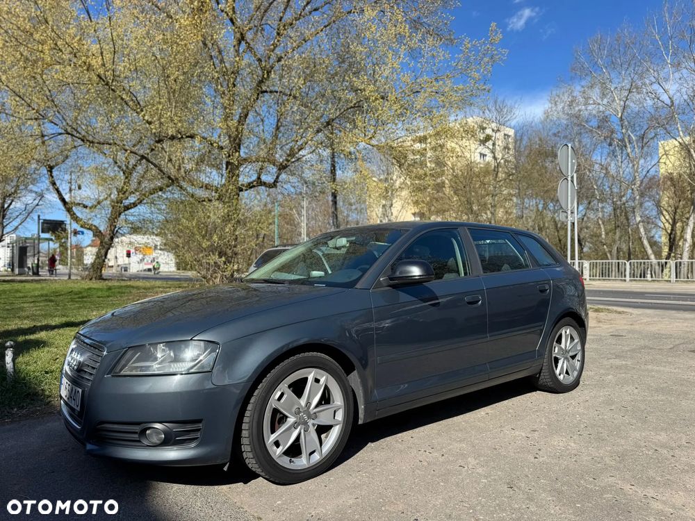 Audi A3 Sportback 2.0 TDI DPF Ambition - 1