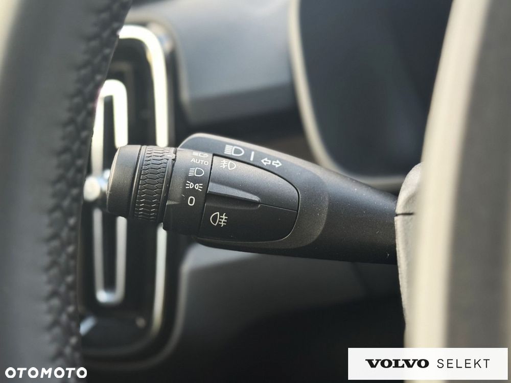 Volvo XC 40 - 20