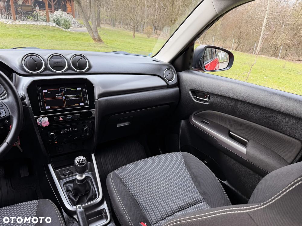 Suzuki Vitara 1.4 Boosterjet Elegance 2WD - 16