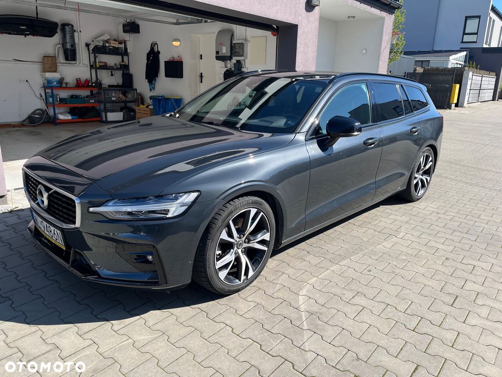 Volvo V60 T4 R-Design - 1