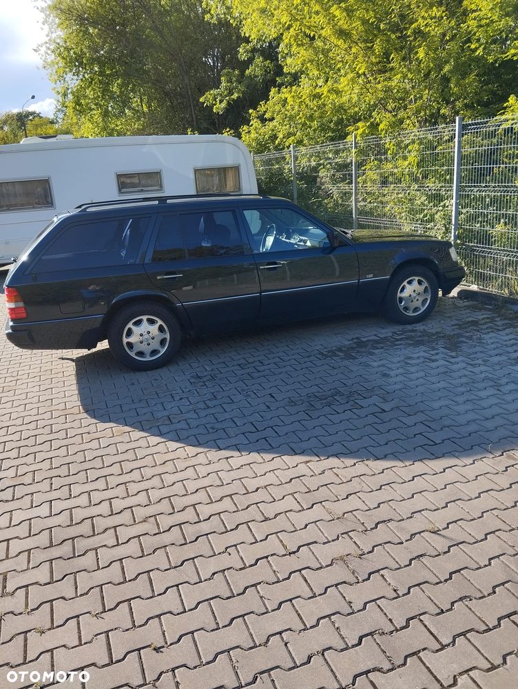Mercedes-Benz Klasa E - 2