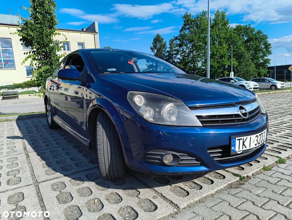 Opel Astra 2.0 T Sport