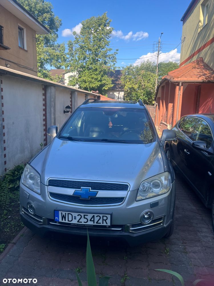 Chevrolet Captiva 2.0 4WD 7 Sitzer Automatik LT Exclusive - 1