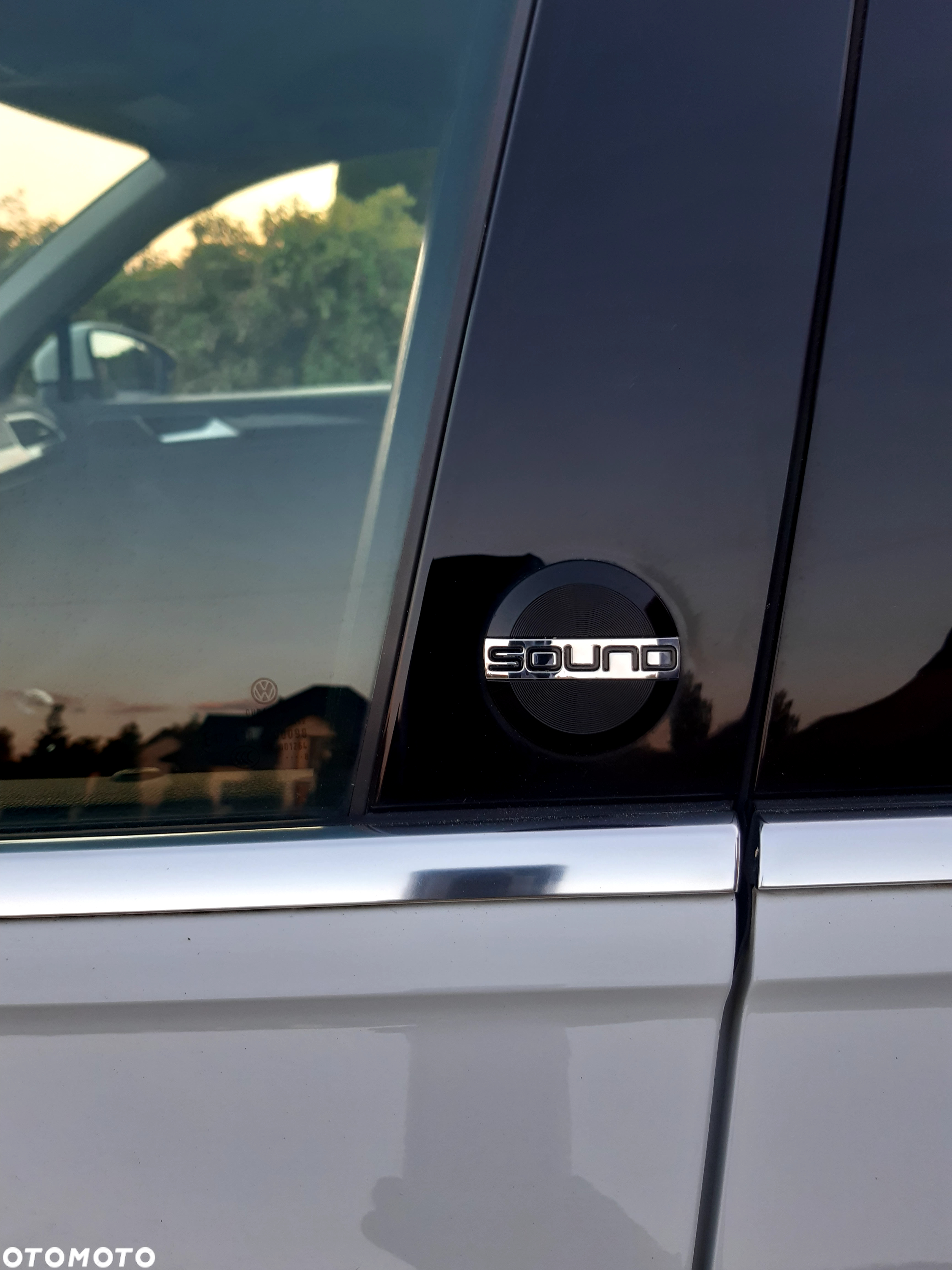Volkswagen Tiguan - 8