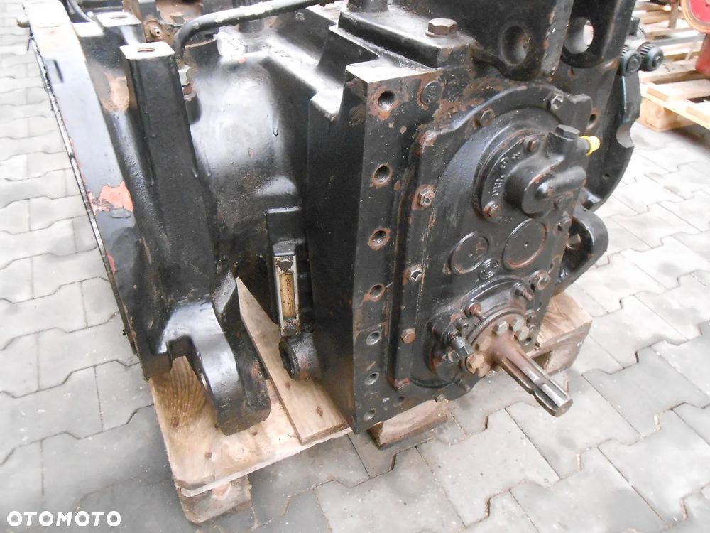 Obudowa tylnego mostu Case CVX150 Steyr CVT - 7