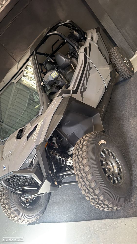 Polaris RZR Pro 4 Lugares - 1