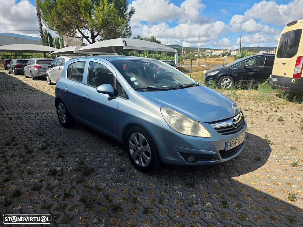 Opel Corsa 1.2 Cosmo - 2