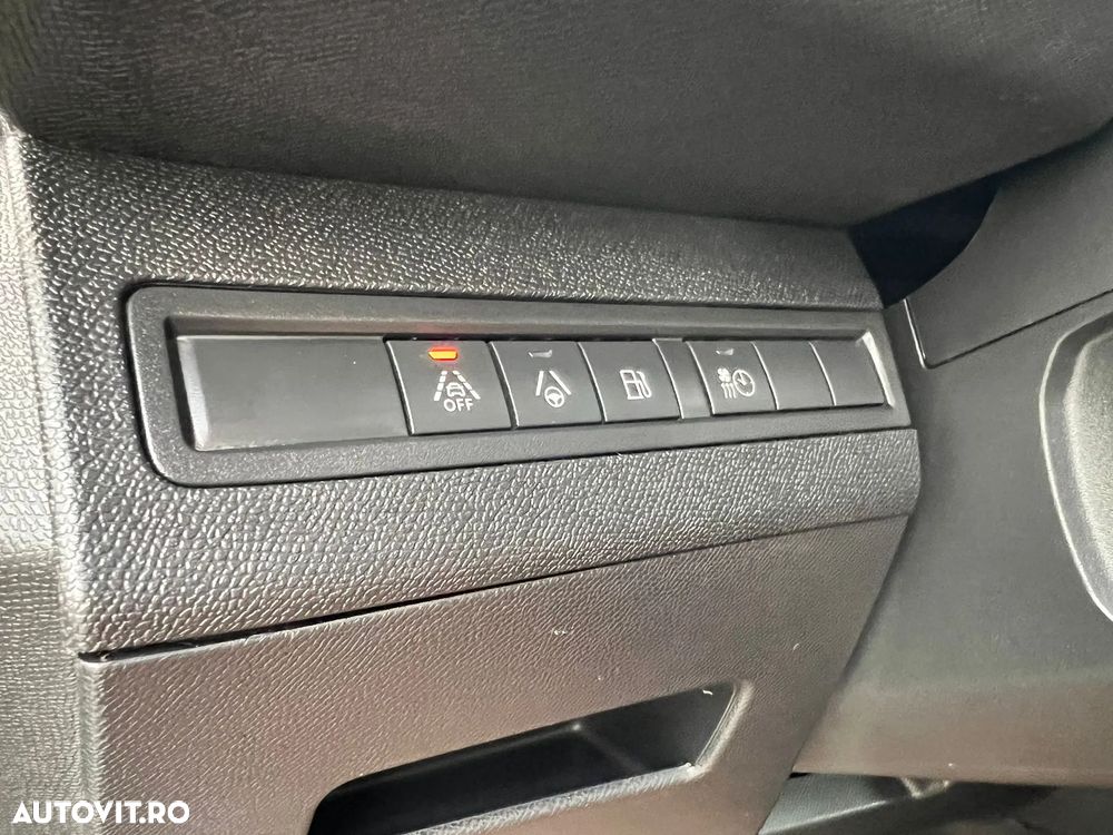 Peugeot 3008 PHEV 300 EAT8 4X4 GT - 23
