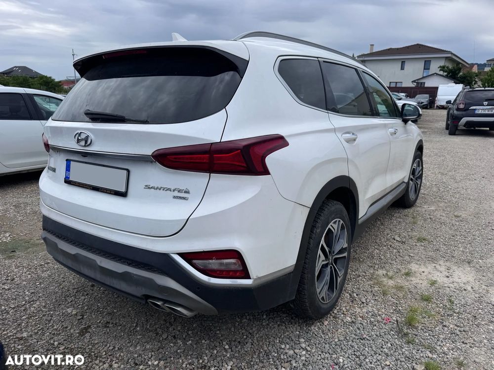 Hyundai Santa Fe 2.2 CRDi 4WD Automatik Premium - 3