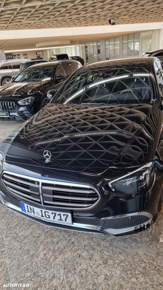 Mercedes-Benz E 300 d 4MATIC 9G-TRONIC - 4