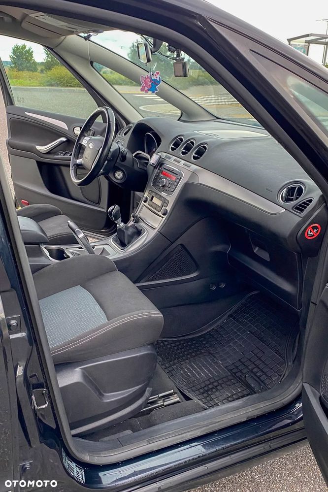 Ford S-Max - 6