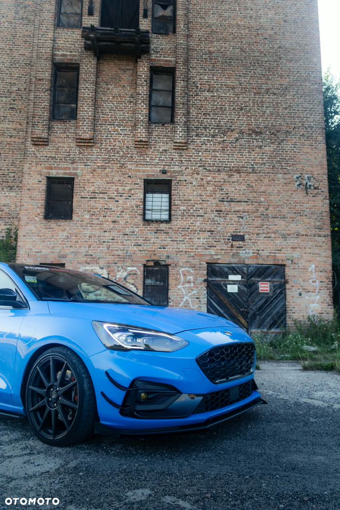 Ford Focus 2.3 EcoBoost ST Edition - 3