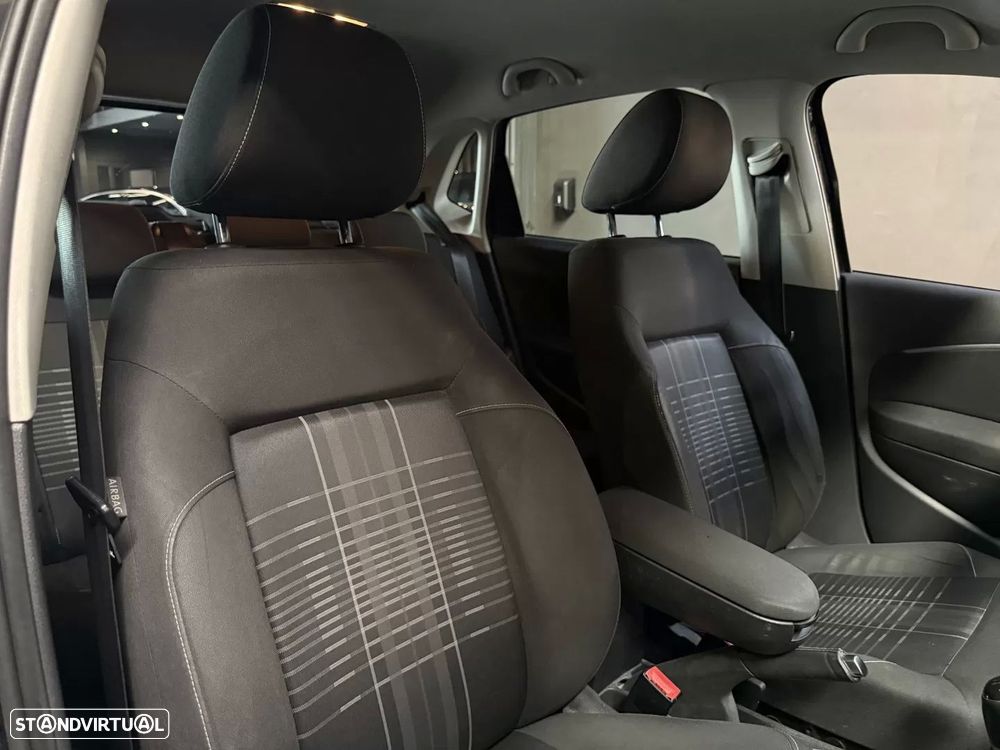 VW Polo 1.0 Lounge - 24