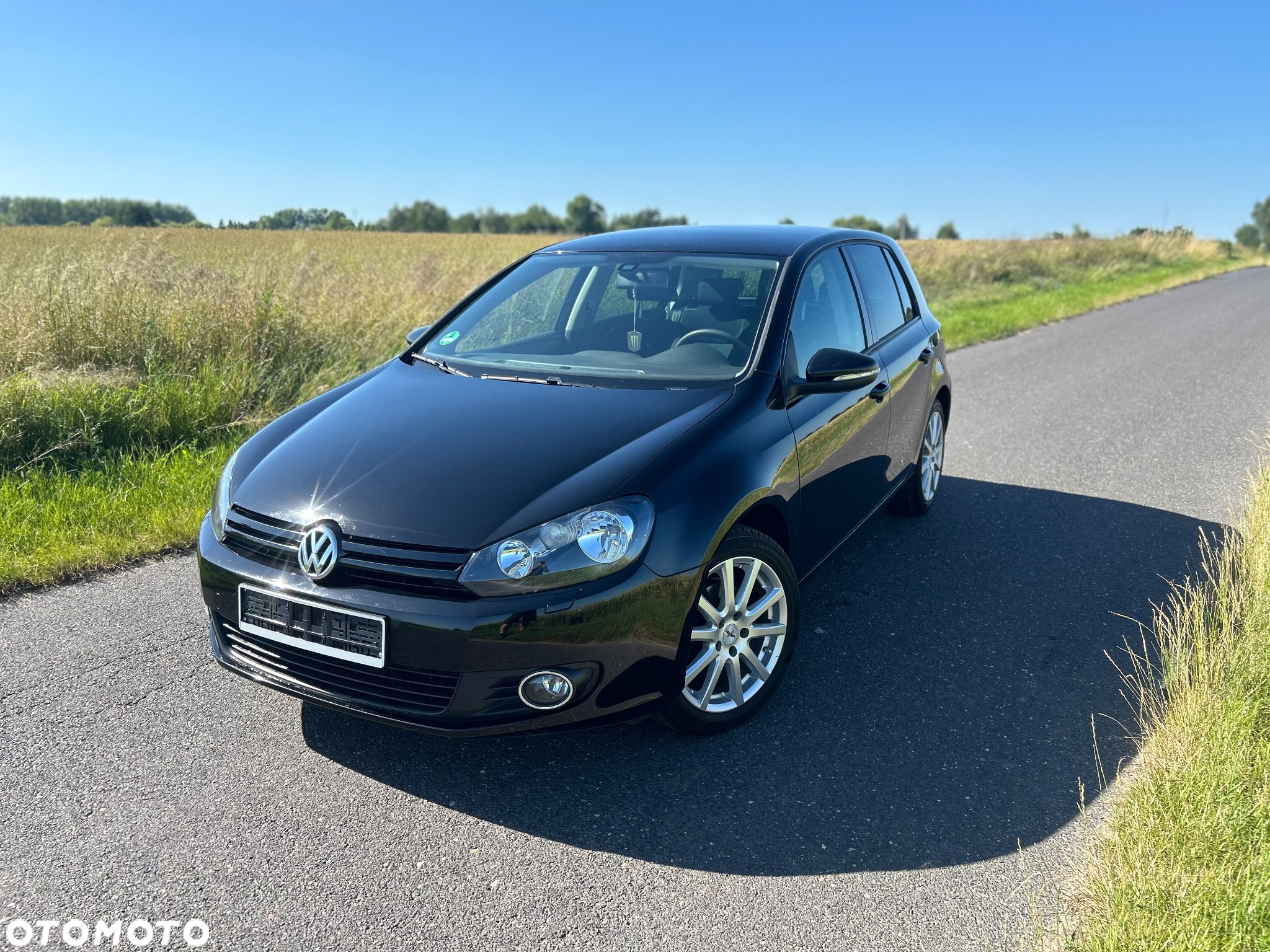 Volkswagen Golf - 2